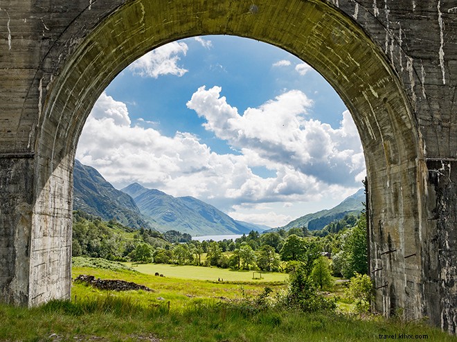 Como fazer uma viagem por estrada britânica ... de trem 